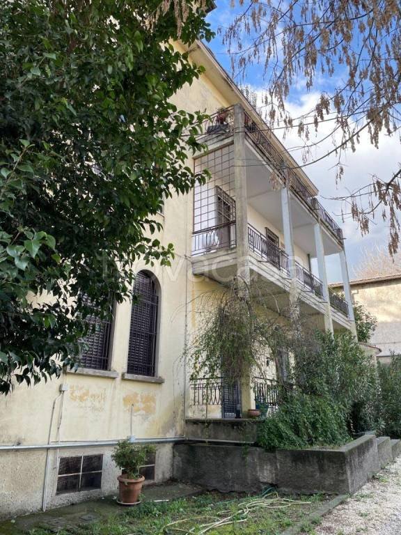 appartamento in vendita a Brescia in zona Porta Venezia