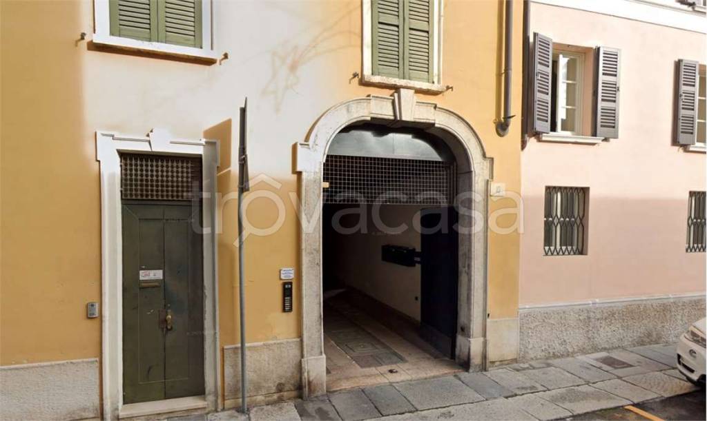negozio in vendita a Brescia in zona Chiusure