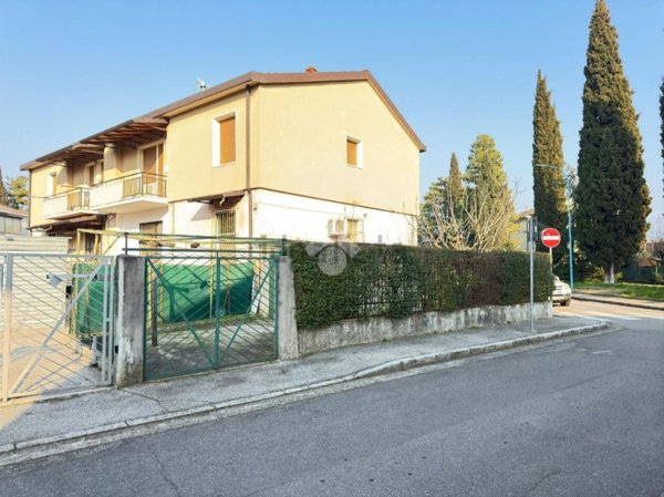 appartamento in vendita a Brescia in zona Chiusure