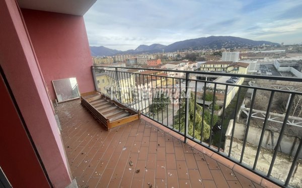 appartamento in vendita a Brescia in zona Quartiere Primo Maggio