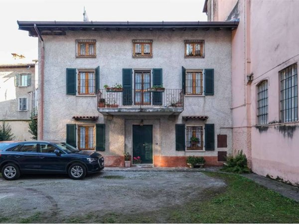 casa indipendente in vendita a Brescia in zona Chiusure