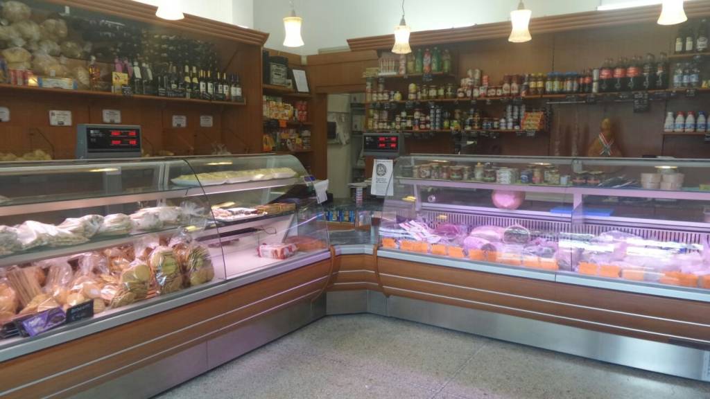 negozio in vendita a Brescia in zona Lamarmora