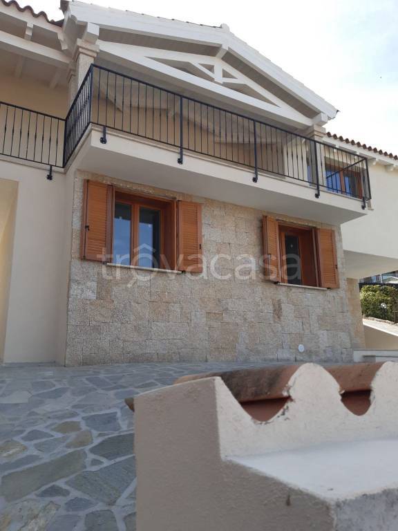 casa indipendente in vendita a Brescia in zona Villaggio Prealpino