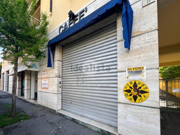 locale commerciale in vendita a Brescia in zona Porta Venezia