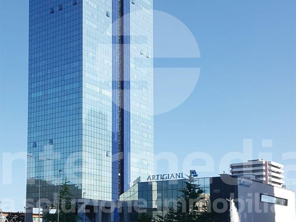 ufficio in vendita a Brescia in zona Volta