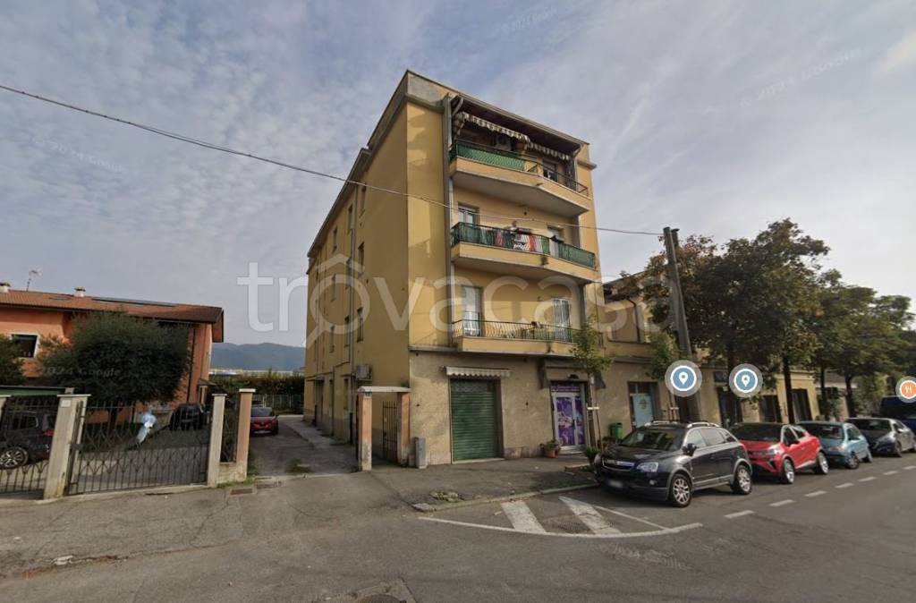 appartamento in vendita a Brescia in zona Borgo Trento