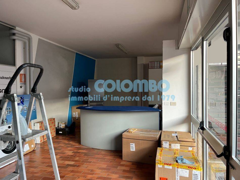 locale commerciale in vendita a Brescia in zona Chiusure