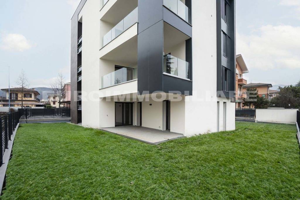 appartamento in vendita a Brescia in zona Casazza