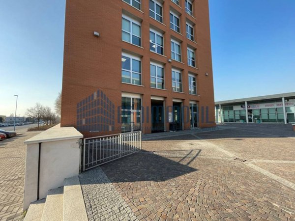 ufficio in vendita a Brescia in zona Volta