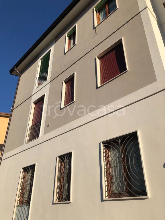 appartamento in vendita a Brescia in zona Villaggio Prealpino