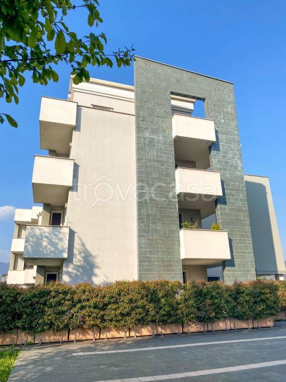 appartamento in vendita a Brescia in zona Casazza