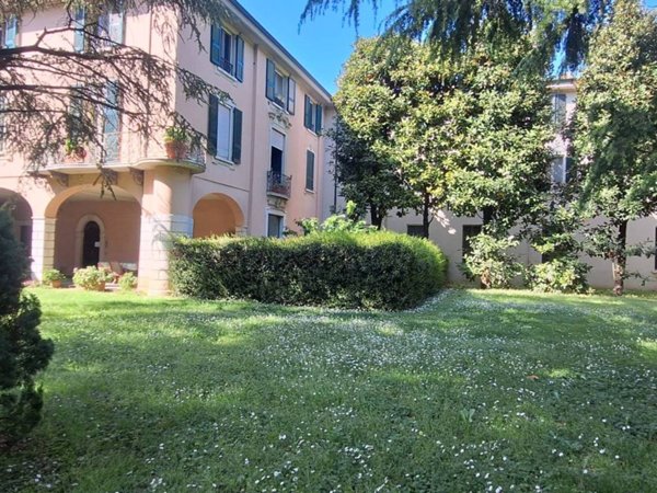 appartamento in vendita a Brescia in zona Volta