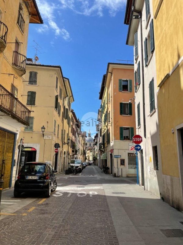appartamento in vendita a Brescia in zona Carmine