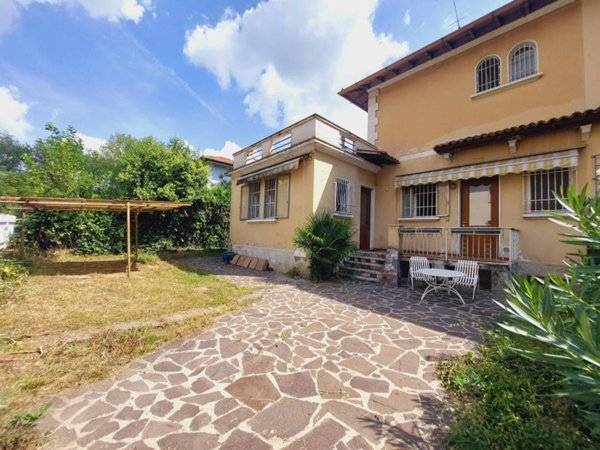 appartamento in vendita a Brescia in zona Mompiano