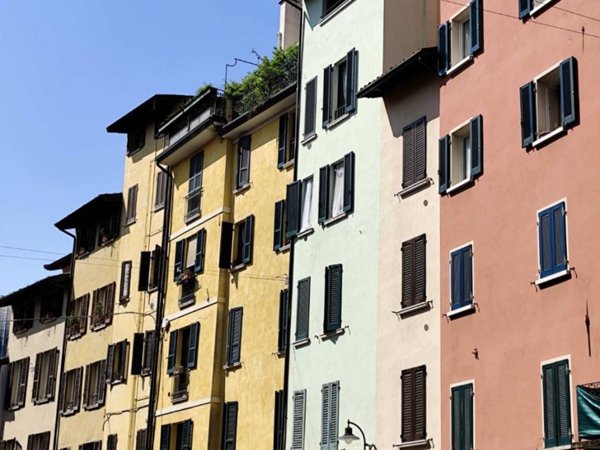 appartamento in vendita a Brescia in zona Centro Storico