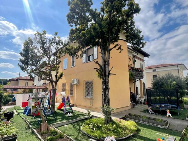 casa indipendente in vendita a Brescia in zona Quartiere Primo Maggio