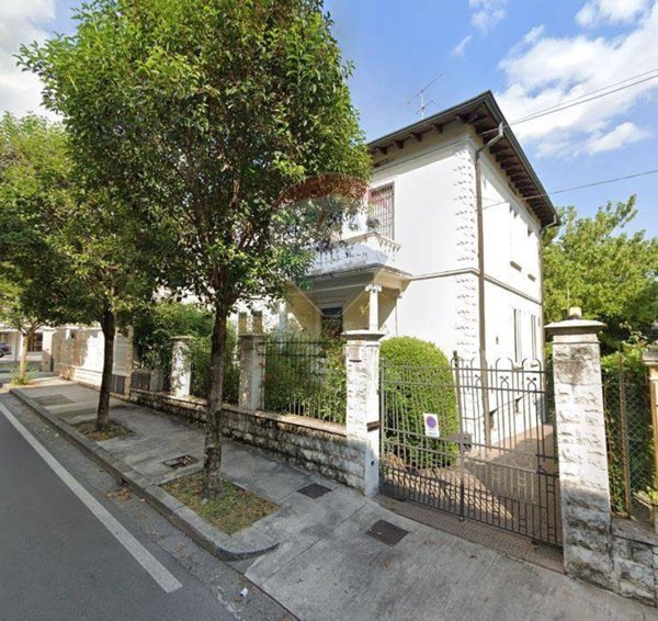 casa indipendente in vendita a Brescia
