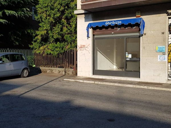 negozio in vendita a Brescia in zona Borgo Trento
