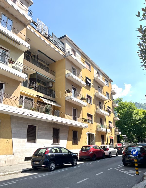 appartamento in vendita a Brescia in zona Crocifissa di Rosa