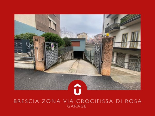 locale commerciale in vendita a Brescia in zona Crocifissa di Rosa