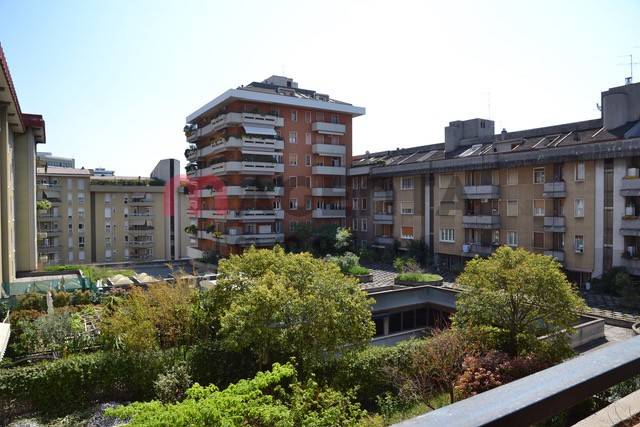 appartamento in vendita a Brescia in zona Volta