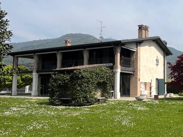 casa indipendente in vendita a Brescia in zona San Polo
