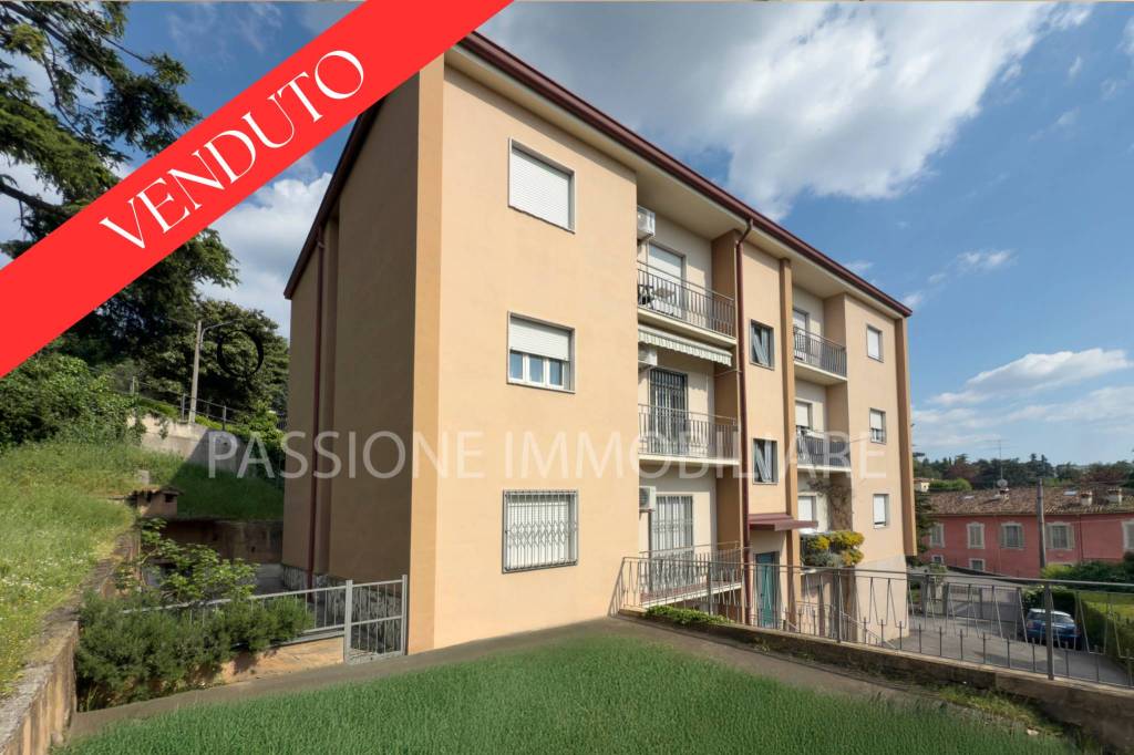 appartamento in vendita a Brescia in zona Crocifissa di Rosa