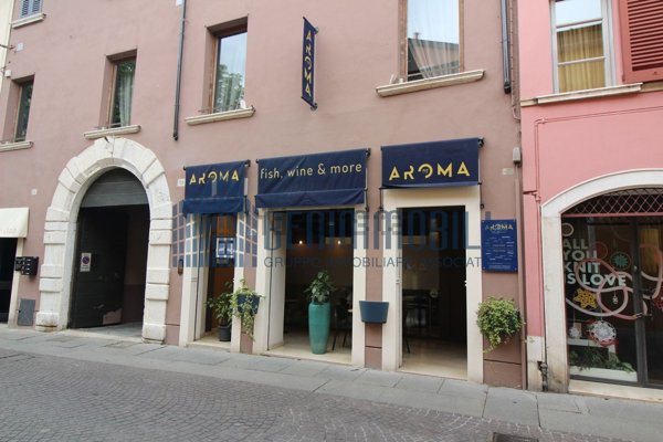 negozio in vendita a Brescia in zona Centro Storico