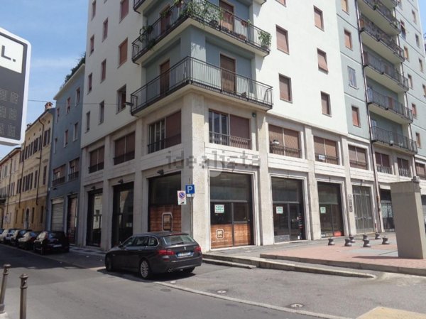negozio in vendita a Brescia