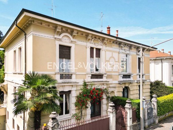 casa indipendente in vendita a Brescia in zona Borgo Trento