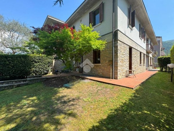 casa indipendente in vendita a Brescia in zona Mompiano