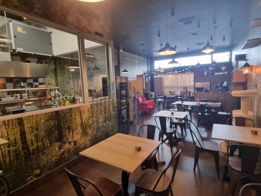 negozio in vendita a Brescia in zona Borgo Trento