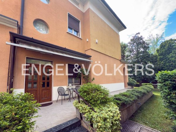 casa indipendente in vendita a Brescia in zona Fiumicello