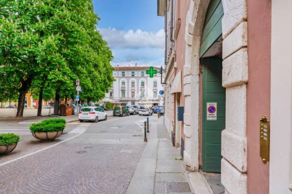 appartamento in vendita a Brescia in zona Centro Storico