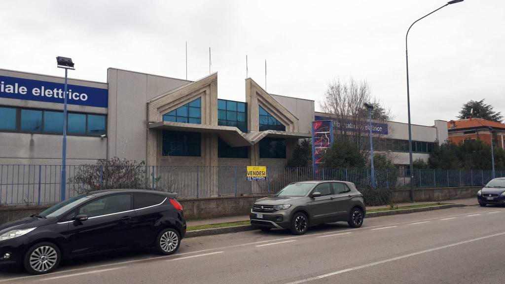 negozio in vendita a Brescia in zona Centro Storico