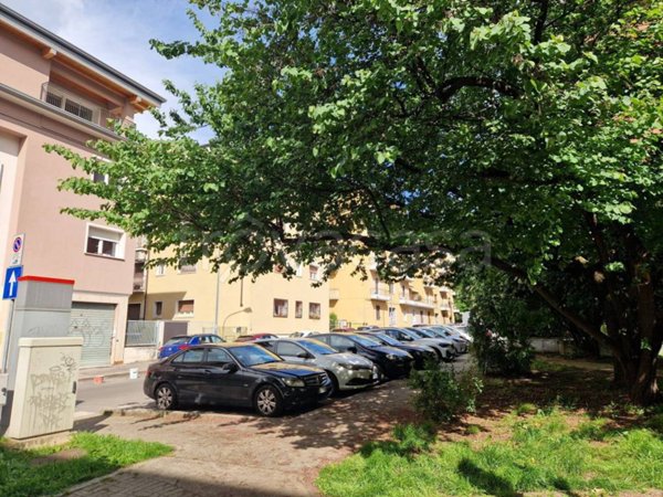 appartamento in vendita a Brescia in zona Crocifissa di Rosa