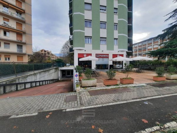 negozio in vendita a Brescia in zona Borgo Trento