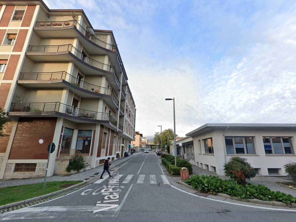 appartamento in vendita a Brescia in zona Volta