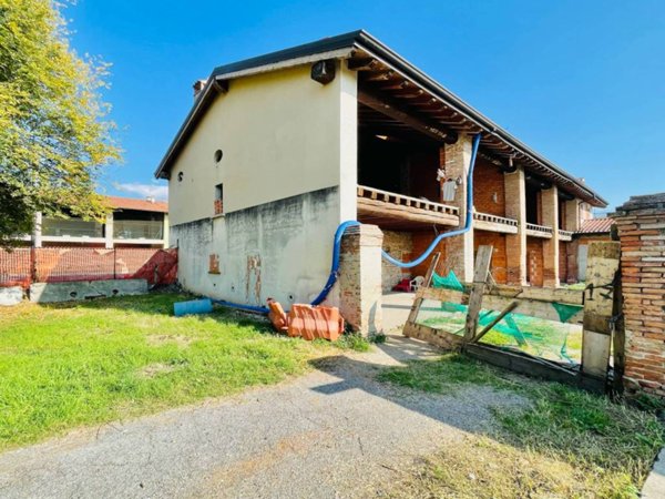 casa indipendente in vendita a Brescia in zona Quartiere Primo Maggio