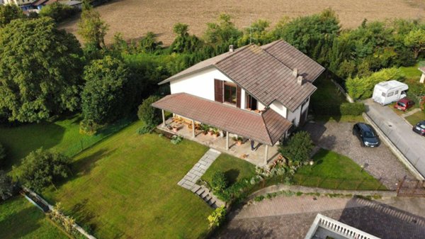 casa indipendente in vendita a Brescia in zona Chiesa Nuova