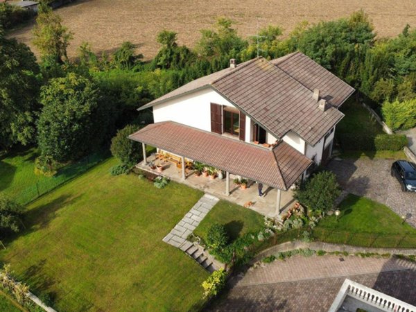 casa indipendente in vendita a Brescia in zona Volta