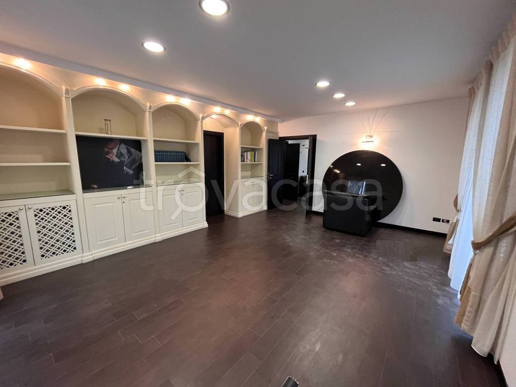 ufficio in vendita a Brescia