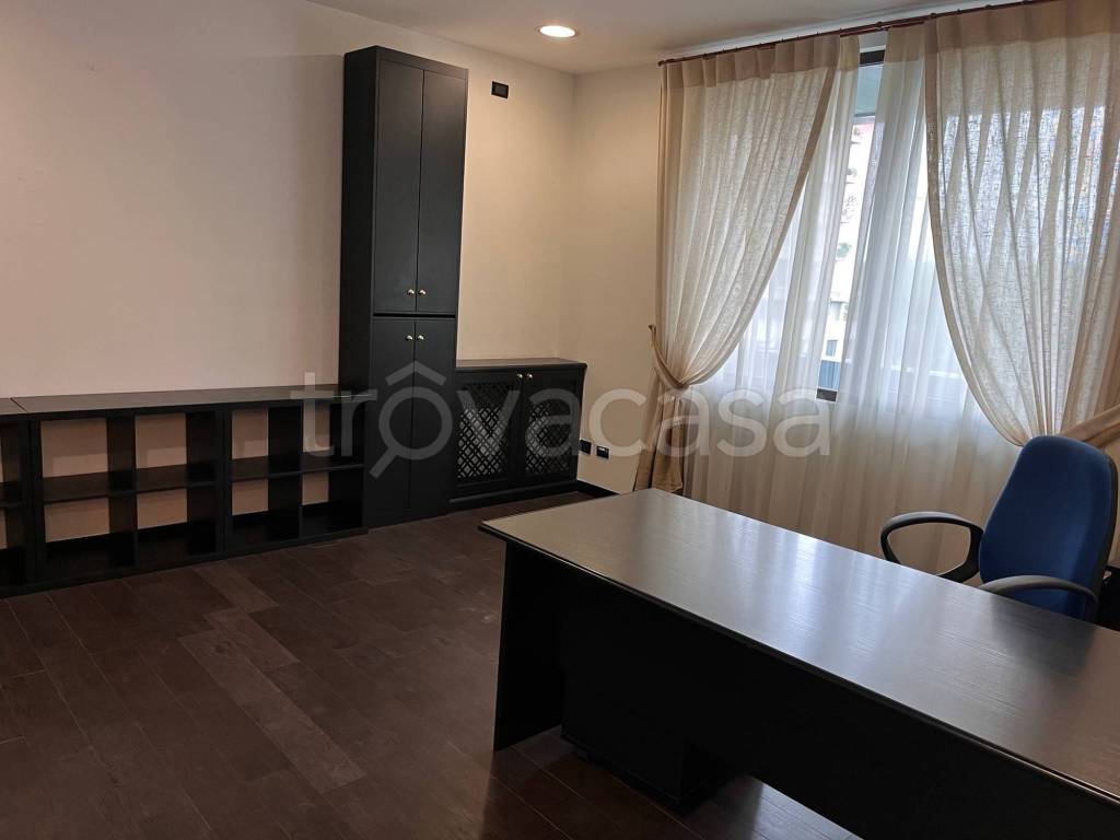 ufficio in vendita a Brescia