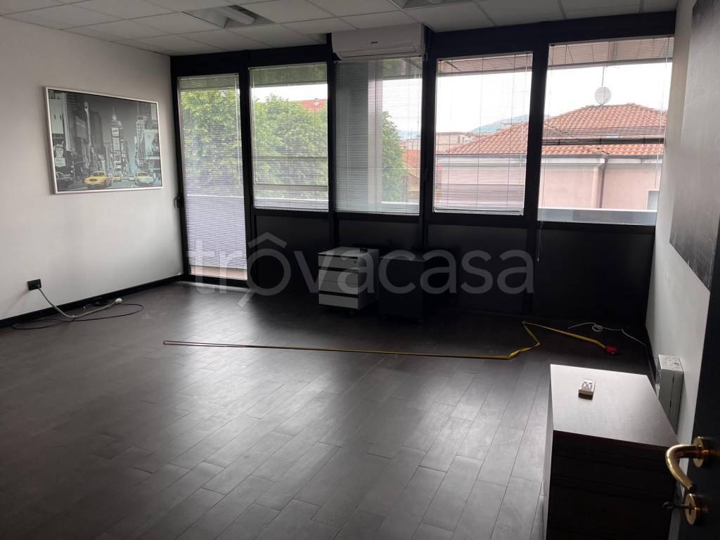 ufficio in vendita a Brescia