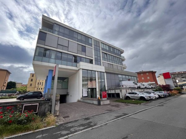 ufficio in vendita a Brescia in zona Chiusure