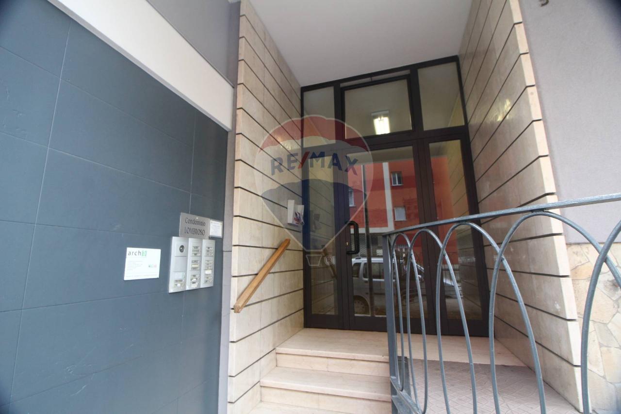 appartamento in vendita a Brescia in zona Mompiano