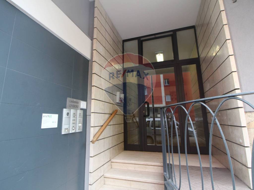 appartamento in vendita a Brescia in zona Mompiano