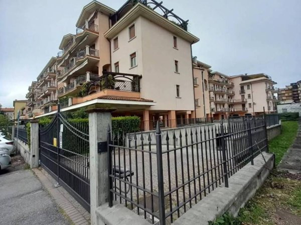 ufficio in vendita a Brescia in zona Volta