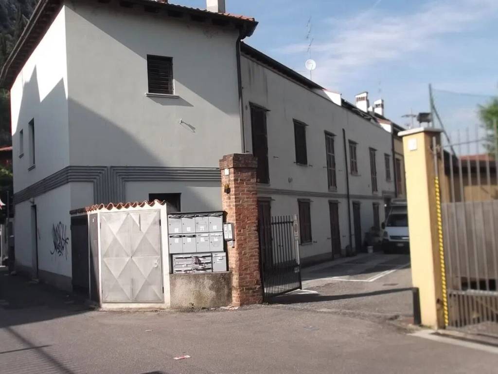 appartamento in vendita a Brescia in zona Sant'Eufemia
