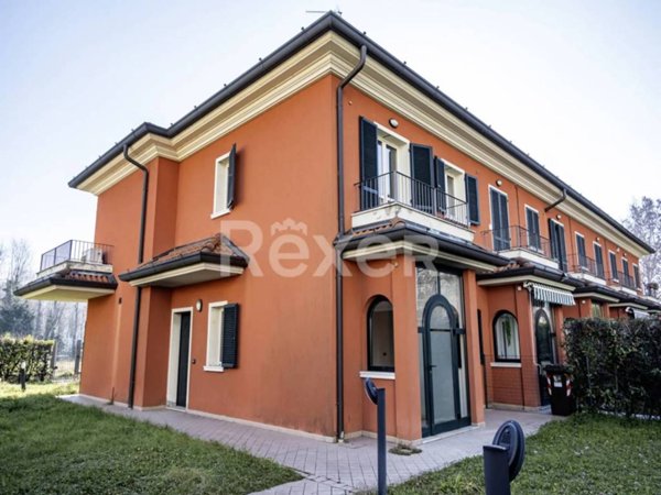 casa indipendente in vendita a Brescia in zona Volta